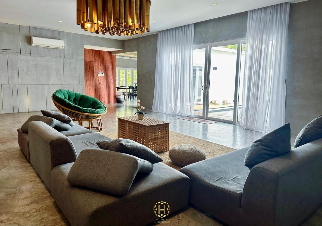 The Luxurious 245, A Famosa Melaka Villa Alor Gajah Buitenkant foto